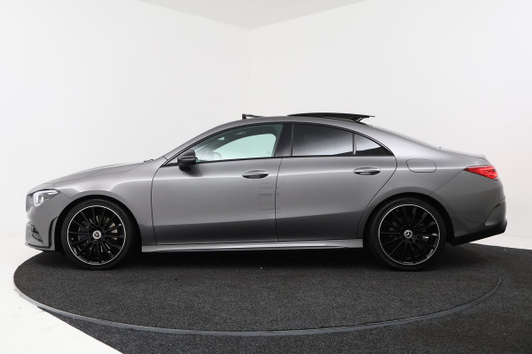 Mercedes-Benz CLA-Klasse 200 Premium Plus (SFEERVERLICHTING, PANORAMADAK, ELEKT. VERST. STOELEN, GOED ONDERHOUDEN, CAMERA)