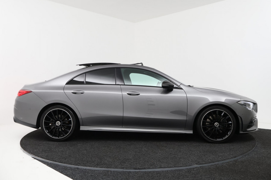 Mercedes-Benz CLA-Klasse 200 Premium Plus (SFEERVERLICHTING, PANORAMADAK, ELEKT. VERST. STOELEN, GOED ONDERHOUDEN, CAMERA)