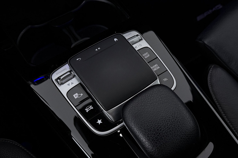 Mercedes-Benz CLA-Klasse 200 Premium Plus (SFEERVERLICHTING, PANORAMADAK, ELEKT. VERST. STOELEN, GOED ONDERHOUDEN, CAMERA)