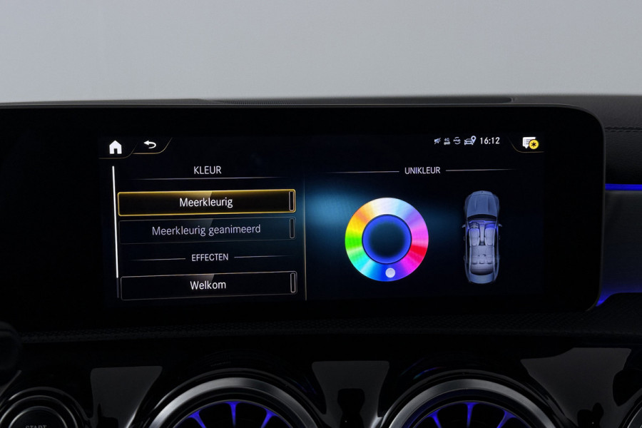 Mercedes-Benz CLA-Klasse 200 Premium Plus (SFEERVERLICHTING, PANORAMADAK, ELEKT. VERST. STOELEN, GOED ONDERHOUDEN, CAMERA)