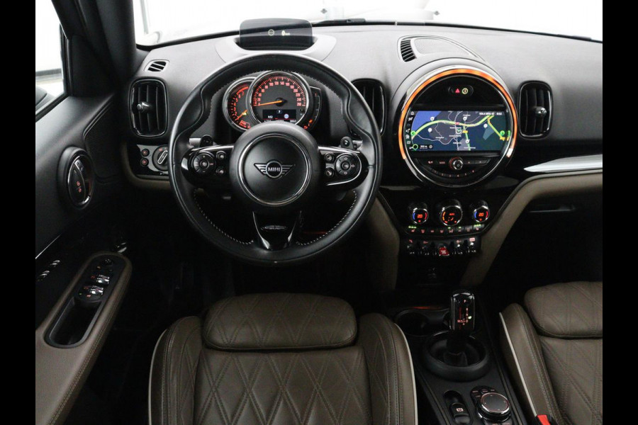 MINI Countryman 2.0 Cooper S ALL4 Chili | Panoramadak | Leder | Stoelverwarming | Adaptive cruise | Head-Up | Carplay | Keyless | Navigatie | Sportstoelen | Climate control | Bluetooth