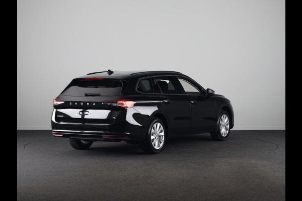 Škoda Superb Combi Business Edition PHEV 1.5 TSI 204 pk 6 versn. DSG | Wegklapbare trekhaak | Winter pakket