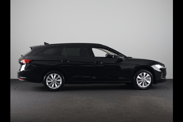 Škoda Superb Combi Business Edition PHEV 1.5 TSI 204 pk 6 versn. DSG | Wegklapbare trekhaak | Winter pakket