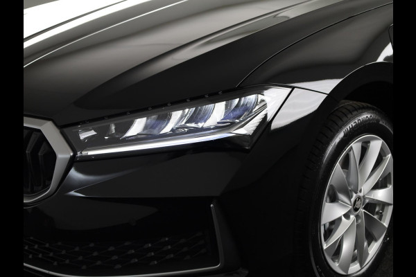 Škoda Superb Combi Business Edition PHEV 1.5 TSI 204 pk 6 versn. DSG | Wegklapbare trekhaak | Winter pakket