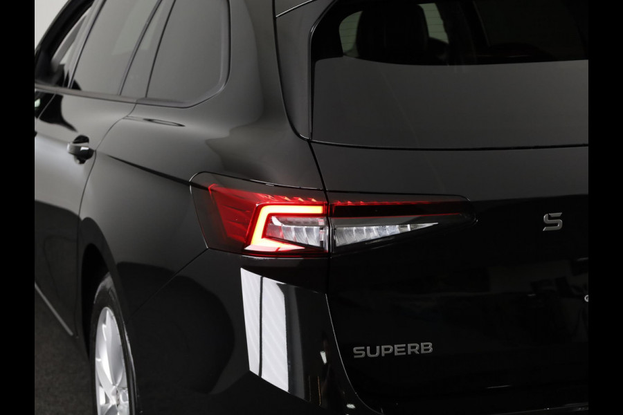 Škoda Superb Combi Business Edition PHEV 1.5 TSI 204 pk 6 versn. DSG | Wegklapbare trekhaak | Winter pakket