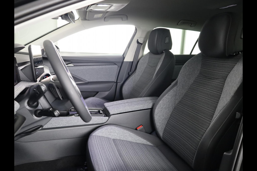 Škoda Superb Combi Business Edition PHEV 1.5 TSI 204 pk 6 versn. DSG | Wegklapbare trekhaak | Winter pakket