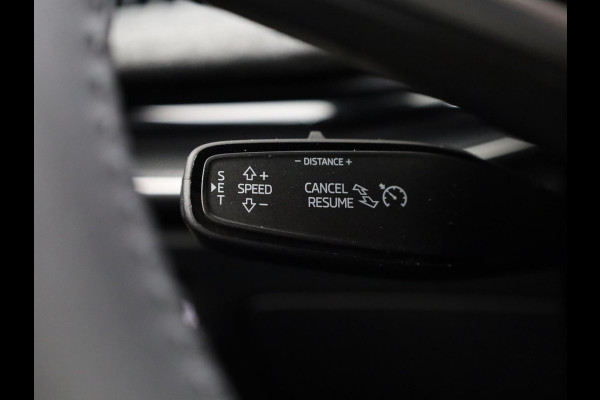 Škoda Superb Combi Business Edition PHEV 1.5 TSI 204 pk 6 versn. DSG | Wegklapbare trekhaak | Winter pakket