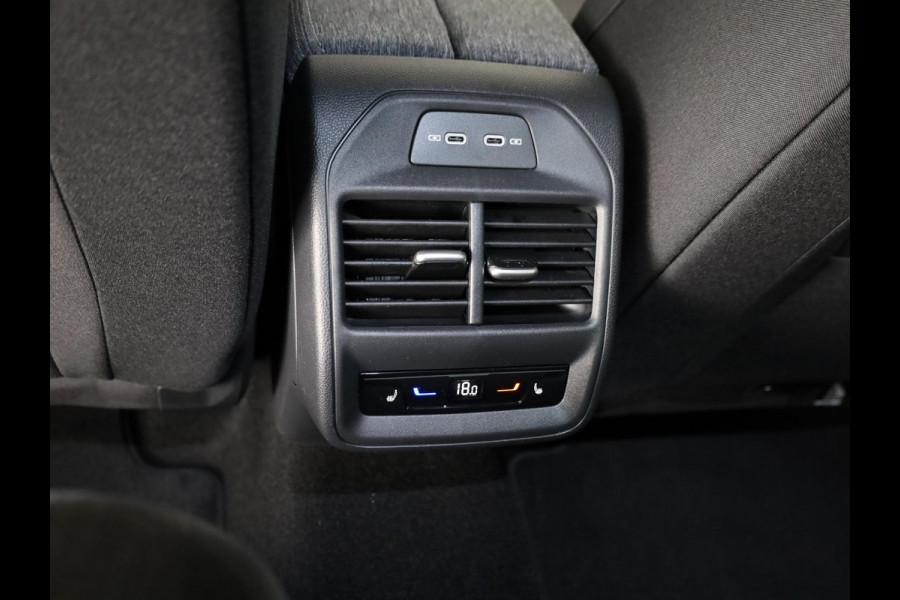 Škoda Superb Combi Business Edition PHEV 1.5 TSI 204 pk 6 versn. DSG | Wegklapbare trekhaak | Winter pakket