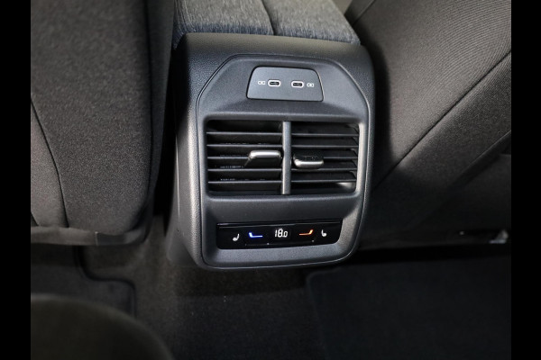 Škoda Superb Combi Business Edition PHEV 1.5 TSI 204 pk 6 versn. DSG | Wegklapbare trekhaak | Winter pakket