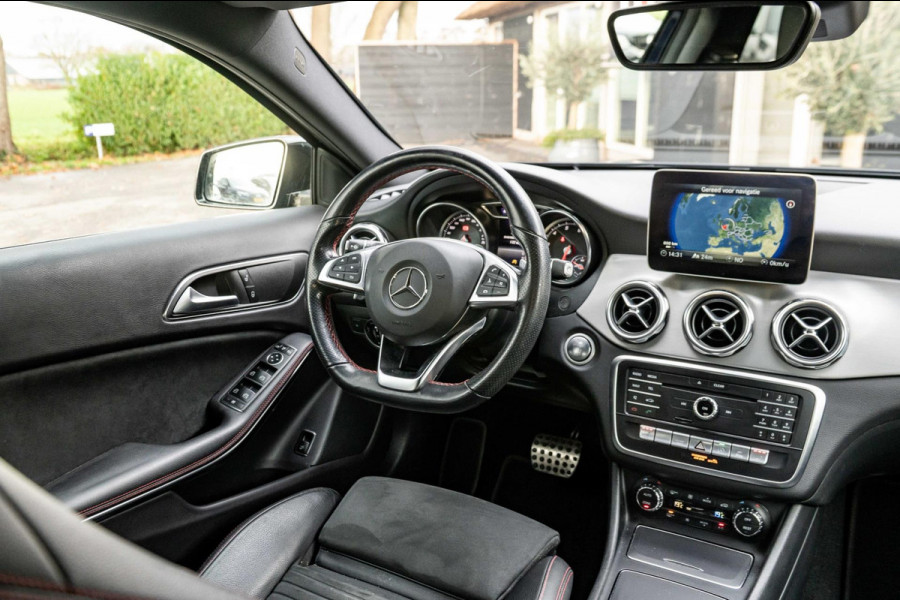 Mercedes-Benz GLA 180 Business Solution AMG Night Upgrade I Camera I Keyless I Zeer netjes I NAP
