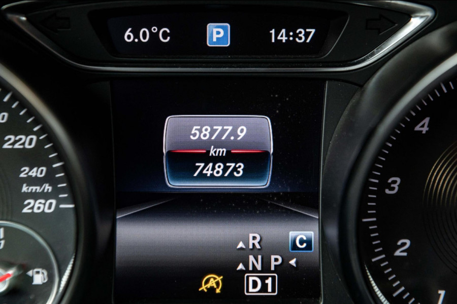 Mercedes-Benz GLA 180 Business Solution AMG Night Upgrade I Camera I Keyless I Zeer netjes I NAP