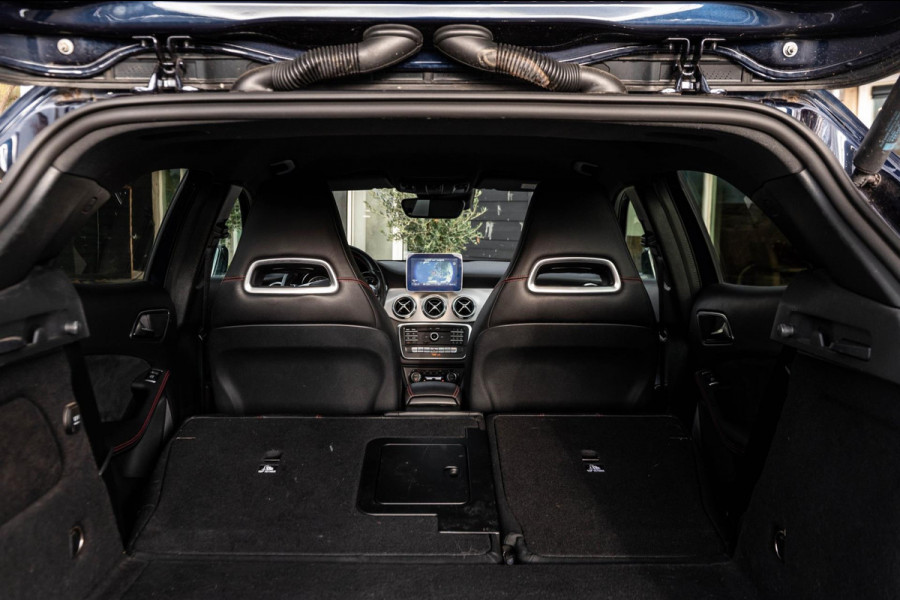Mercedes-Benz GLA 180 Business Solution AMG Night Upgrade I Camera I Keyless I Zeer netjes I NAP