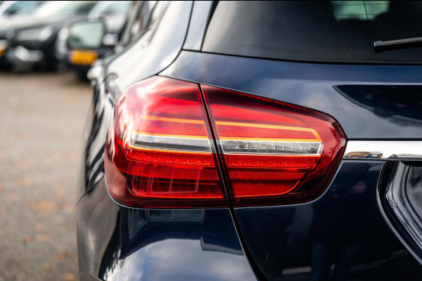 Mercedes-Benz GLA 180 Business Solution AMG Night Upgrade I Camera I Keyless I Zeer netjes I NAP