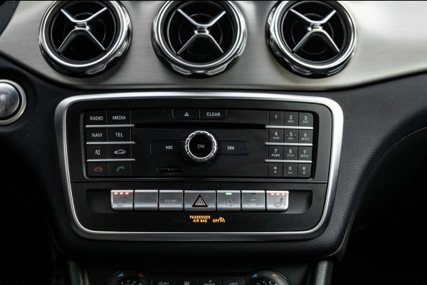Mercedes-Benz GLA 180 Business Solution AMG Night Upgrade I Camera I Keyless I Zeer netjes I NAP