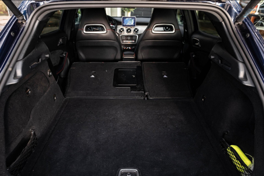 Mercedes-Benz GLA 180 Business Solution AMG Night Upgrade I Camera I Keyless I Zeer netjes I NAP