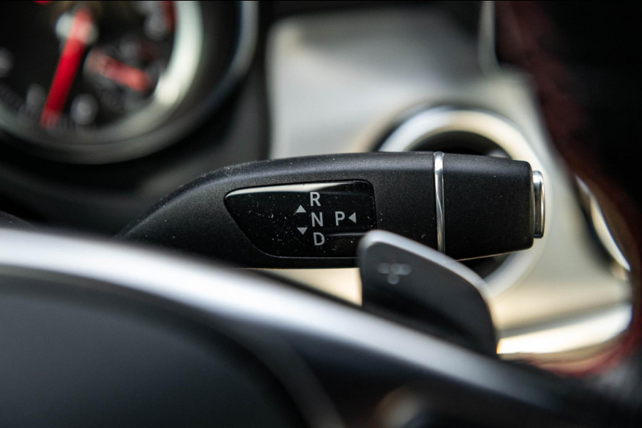Mercedes-Benz GLA 180 Business Solution AMG Night Upgrade I Camera I Keyless I Zeer netjes I NAP