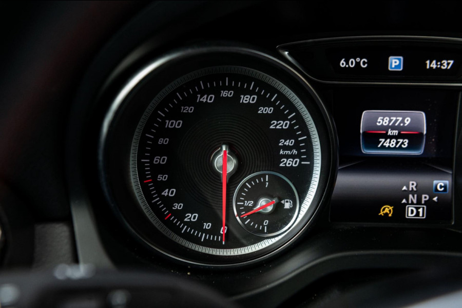 Mercedes-Benz GLA 180 Business Solution AMG Night Upgrade I Camera I Keyless I Zeer netjes I NAP