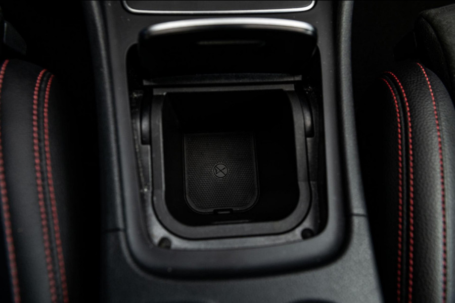 Mercedes-Benz GLA 180 Business Solution AMG Night Upgrade I Camera I Keyless I Zeer netjes I NAP