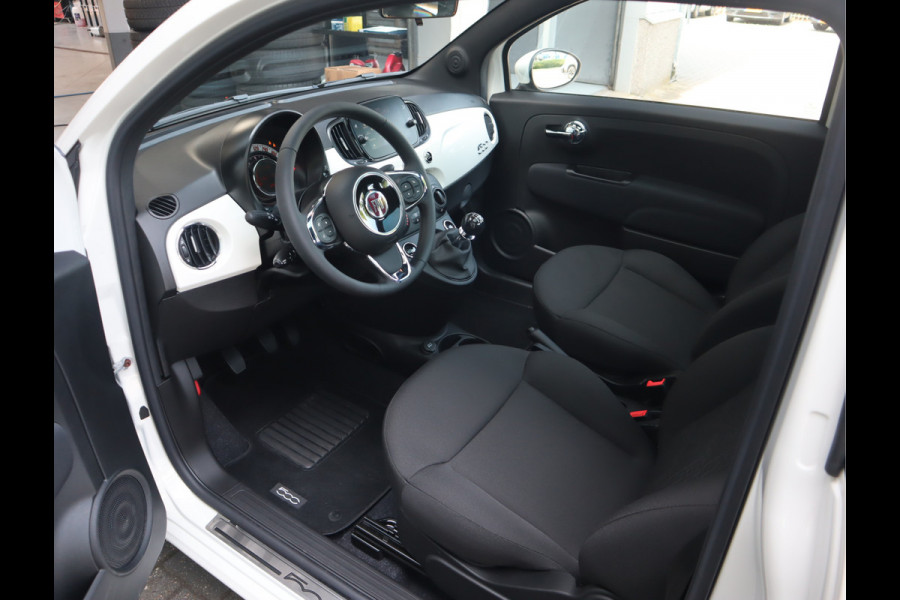 Fiat 500 1.0 Hybrid Dolcevita Finale Navi / Pano / Carplay / Elekramen UNIEKE KILOMETERSTAND