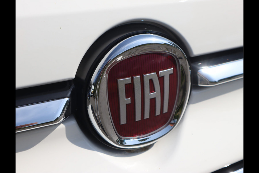 Fiat 500 1.0 Hybrid Dolcevita Finale Navi / Pano / Carplay / Elekramen UNIEKE KILOMETERSTAND