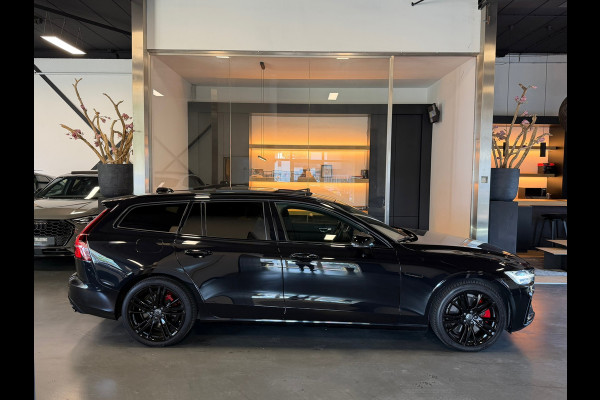 Volvo V60 2.0 T8 Twin Engine AWD R-Design 391 PK BLACK edition 2020
