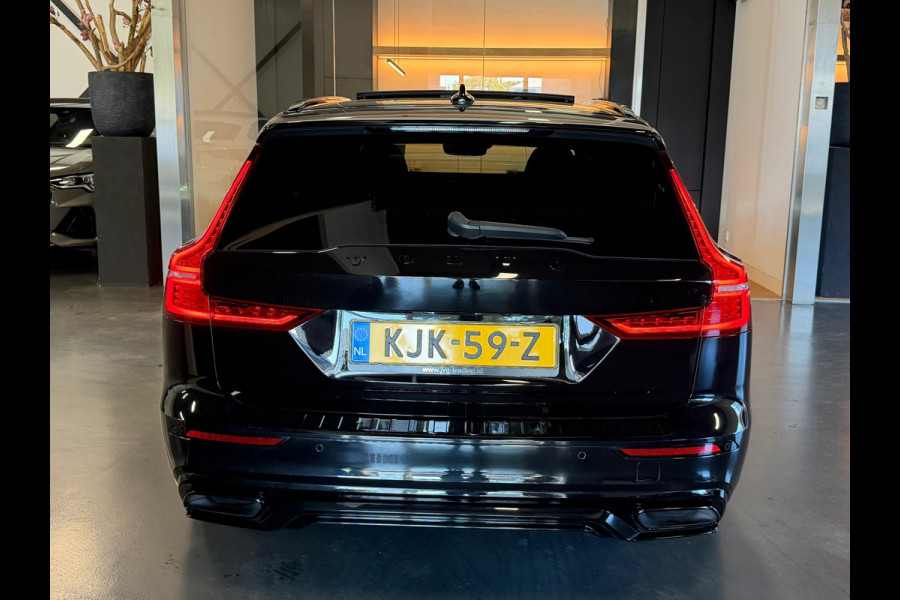 Volvo V60 2.0 T8 Twin Engine AWD R-Design 391 PK BLACK edition 2020
