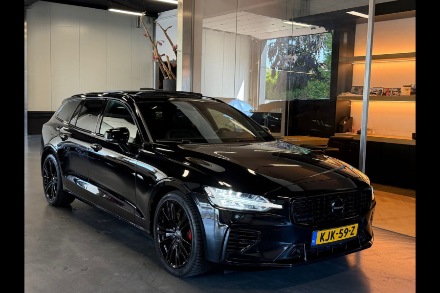 Volvo V60 2.0 T8 Twin Engine AWD R-Design 391 PK BLACK edition 2020
