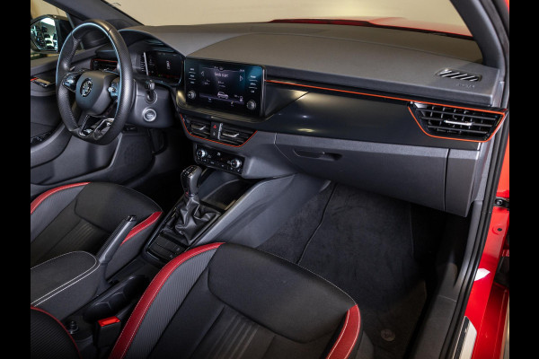 Škoda Kamiq 1.5 TSI ACT Monte Carlo / 150pk / Panorama dak / Achteruitrij camera / Stoel en stuur verwarming /