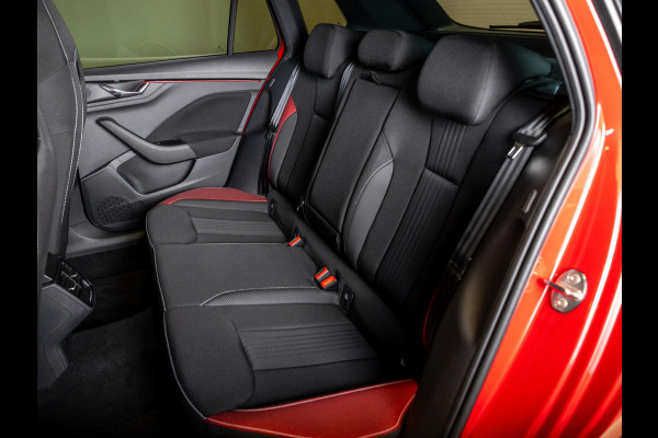 Škoda Kamiq 1.5 TSI ACT Monte Carlo / 150pk / Panorama dak / Achteruitrij camera / Stoel en stuur verwarming /