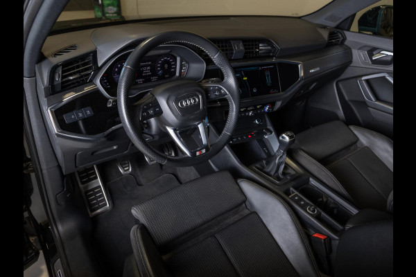 Audi Q3 35 TFSI 2x S-Line edition / 150pk / Panorama dak / Dodehoek herkenning /