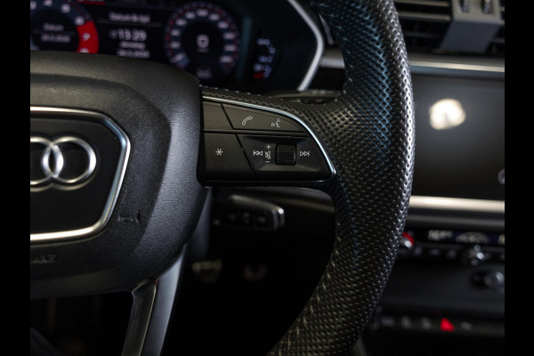 Audi Q3 35 TFSI 2x S-Line edition / 150pk / Panorama dak / Dodehoek herkenning /