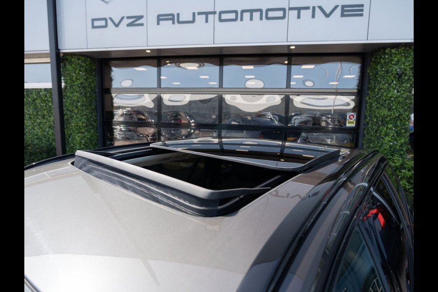 Volvo V60 2.0 T6 Plug-in hybrid AWD Plus Dark | Pano | Surround View | H/K Sound