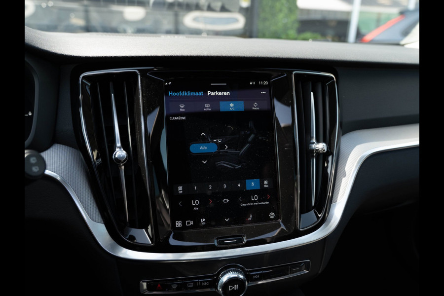 Volvo V60 2.0 T6 Plug-in hybrid AWD Plus Dark | Pano | Surround View | H/K Sound