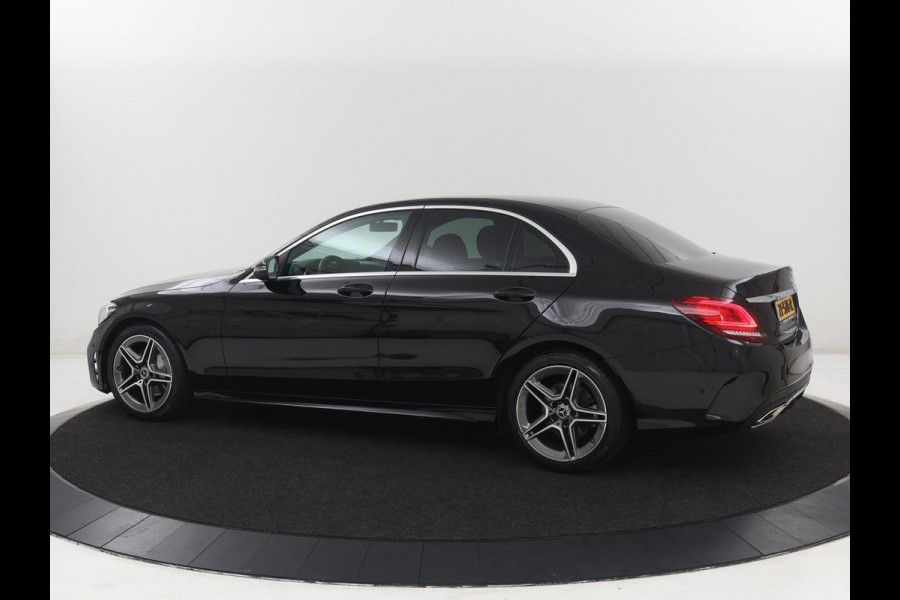 Mercedes-Benz C-Klasse 160 AMG | Stoelverwarming | Leder/Alcantara | Camera | Park Assist | Full LED | Elektrische stoelen | Navigatie | Climate control | Cruise control | Bluetooth