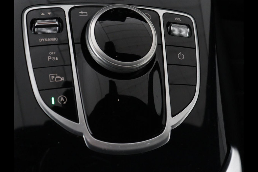 Mercedes-Benz C-Klasse 160 AMG | Stoelverwarming | Leder/Alcantara | Camera | Park Assist | Full LED | Elektrische stoelen | Navigatie | Climate control | Cruise control | Bluetooth