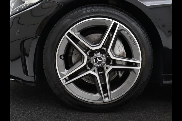 Mercedes-Benz C-Klasse 160 AMG | Stoelverwarming | Leder/Alcantara | Camera | Park Assist | Full LED | Elektrische stoelen | Navigatie | Climate control | Cruise control | Bluetooth