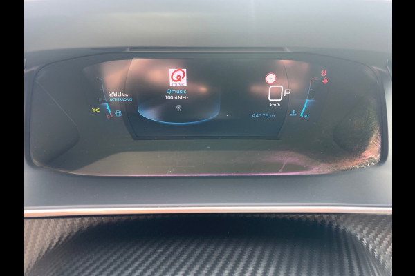Peugeot 2008 1.2 PureTech Allure Pack Voorzien van vele opties dealer onderhouden!