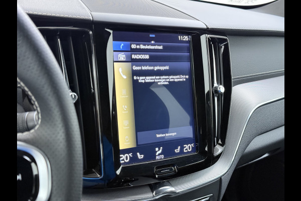 Volvo XC60 T5 251PK Autom. Inscription R-design Trekhaak Navi Ecc Cruise Control Pdc Stoelverwarming Elek.Achterklep Active Bochtenverlichting Lmv Collision Avoidance Road Sign Info Bluetooth