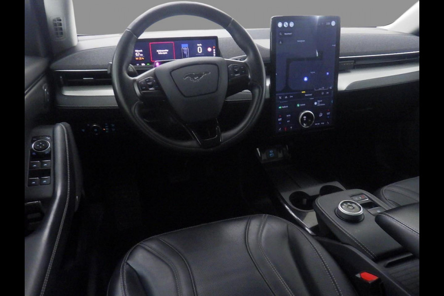 Ford Mustang Mach-E RWD 75 kWh WORDT VERWACHT!| 59.800 KM | SOH 93% | Lederen Interieur | Technology Pack | Panorama Dak |