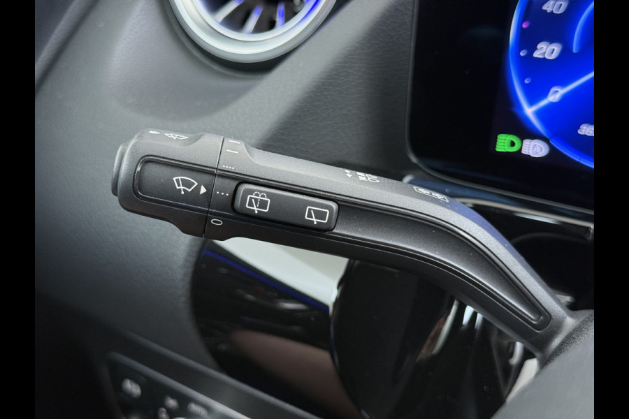 Mercedes-Benz EQA 300 4MATIC AMG Line 71 kWh | Pano Memory Sfeer