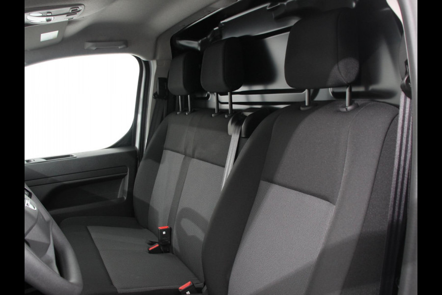 Opel Vivaro 2.0 BlueHDi 180 S&S L3 Automaat Apple Carplay /  Android Auto Parkeersensoren V+A Trekhaak Camera Navigatie Cruise Control LED koplampen houten afwerking laadruimte