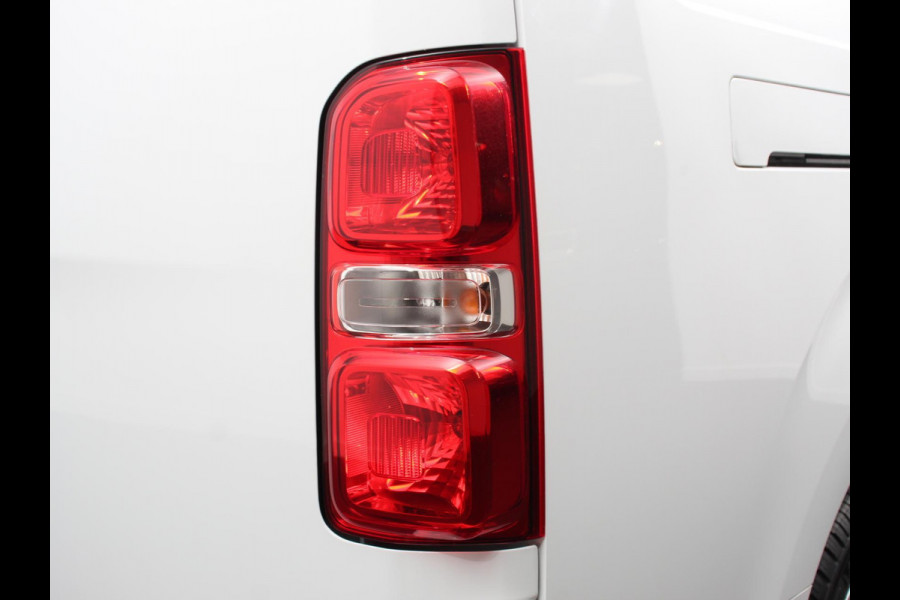 Opel Vivaro 2.0 BlueHDi 180 S&S L3 Automaat Apple Carplay /  Android Auto Parkeersensoren V+A Trekhaak Camera Navigatie Cruise Control LED koplampen houten afwerking laadruimte