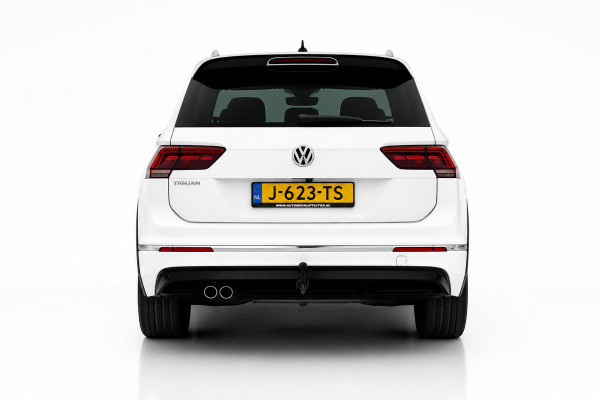 Volkswagen Tiguan 1.5 TSI ACT R-Line | TREKHAAK | CAMERA | STOELVERWARMING | NAP | PANORAMADAK