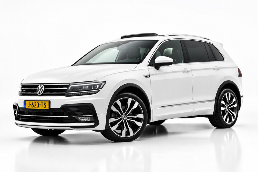 Volkswagen Tiguan 1.5 TSI ACT R-Line | TREKHAAK | CAMERA | STOELVERWARMING | NAP | PANORAMADAK