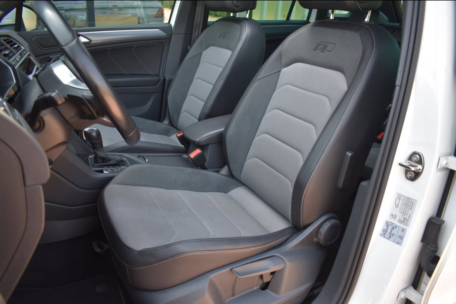 Volkswagen Tiguan 1.5 TSI ACT R-Line | TREKHAAK | CAMERA | STOELVERWARMING | NAP | PANORAMADAK