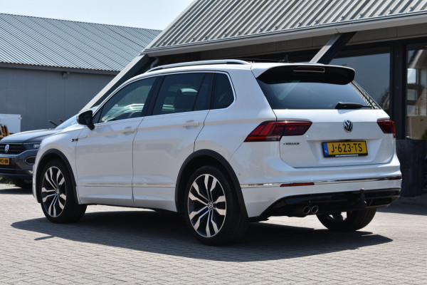 Volkswagen Tiguan 1.5 TSI ACT R-Line | TREKHAAK | CAMERA | STOELVERWARMING | NAP | PANORAMADAK