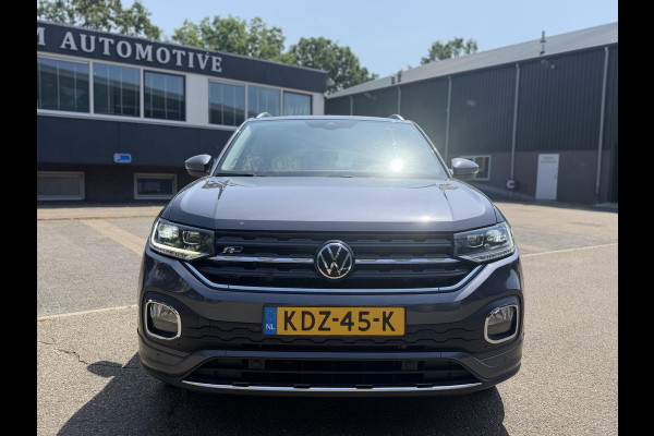 Volkswagen T-Cross 1.0 TSI R-Line AUTOMAAT | CAMERA | FULL LED | KEYLESS START & GO | ADAPTIEVE CRUISE CONTROL | DIGITAL DASHBOARD | DODEHOEKDETECTIE | DIRECT LEVERBAAR MET 12 MND BOVAG GARANTIE |