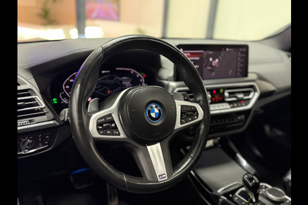 BMW X3 XDrive30e M Sport Pro 300pk PHEV | Pano | Memory | HUD | H&K | 20"