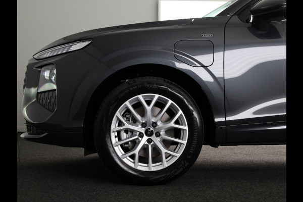 Audi Q3 Advanced edition e-hybrid 272 pk | Techniekpakket plus | Ambiente lichtpakket | Privacy glas | Functioneel pakket |