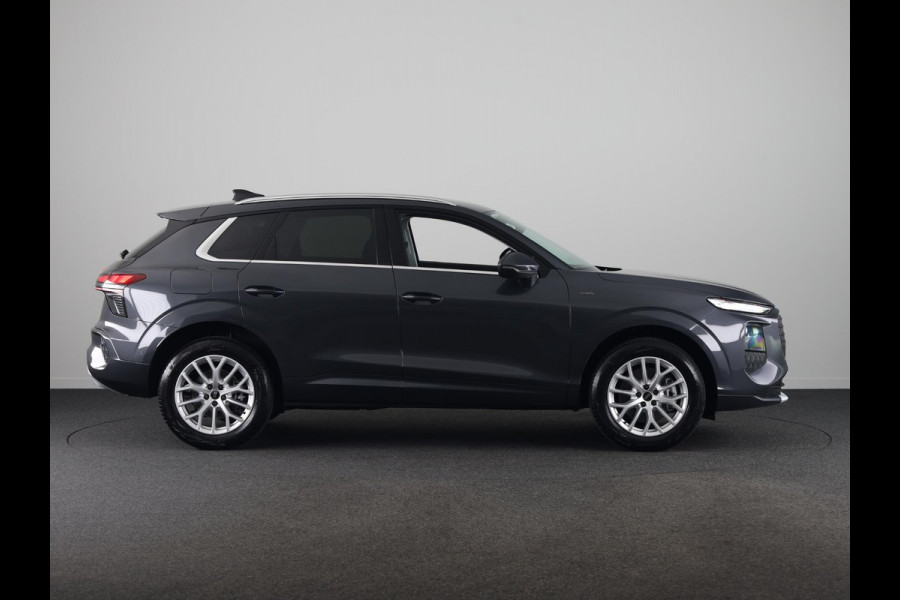 Audi Q3 Advanced edition e-hybrid 272 pk | Techniekpakket plus | Ambiente lichtpakket | Privacy glas | Functioneel pakket |